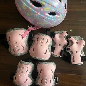 Helmet and Protection for girl